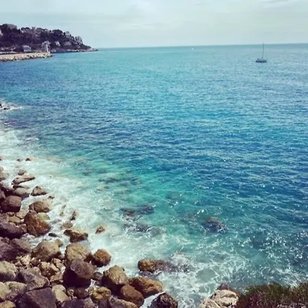Magnifique Vue La Californie 아파트 *